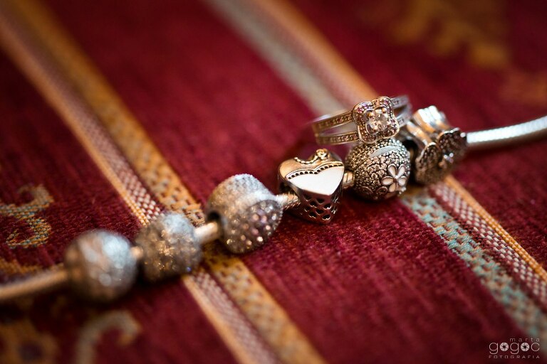 WAAACH5BAEAAAAALAAAAAABAAEAAAICRAEAOw==