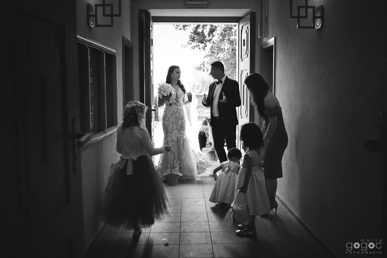 WAAACH5BAEAAAAALAAAAAABAAEAAAICRAEAOw==