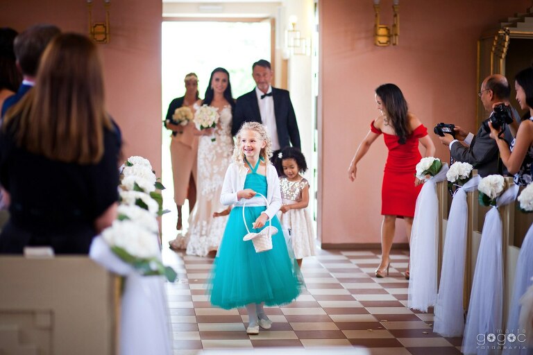 WAAACH5BAEAAAAALAAAAAABAAEAAAICRAEAOw==