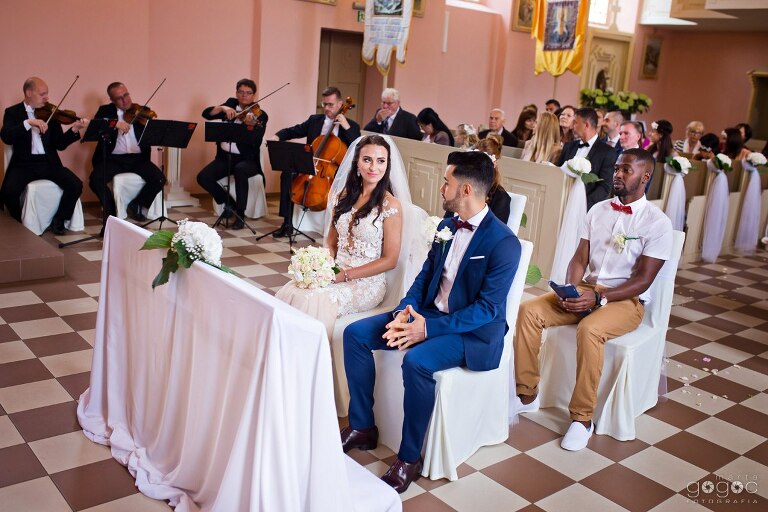 WAAACH5BAEAAAAALAAAAAABAAEAAAICRAEAOw==