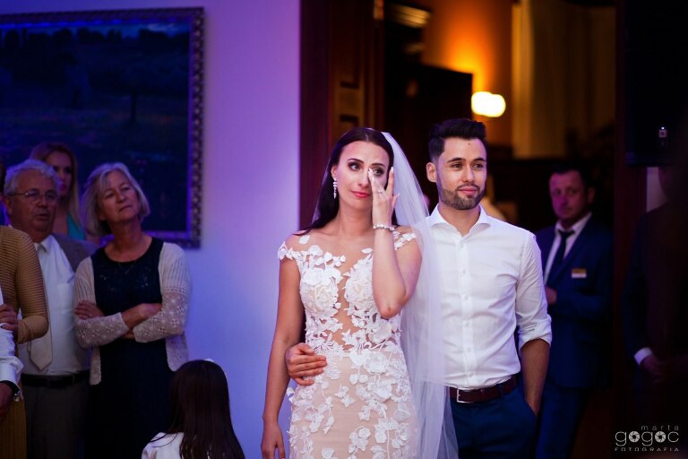 WAAACH5BAEAAAAALAAAAAABAAEAAAICRAEAOw==