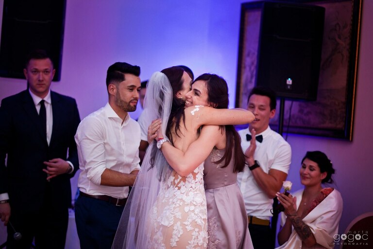 WAAACH5BAEAAAAALAAAAAABAAEAAAICRAEAOw==