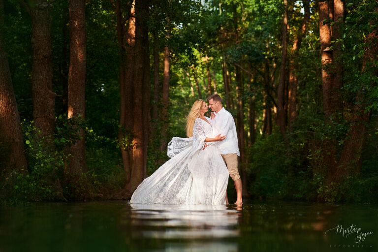 WAAACH5BAEAAAAALAAAAAABAAEAAAICRAEAOw==