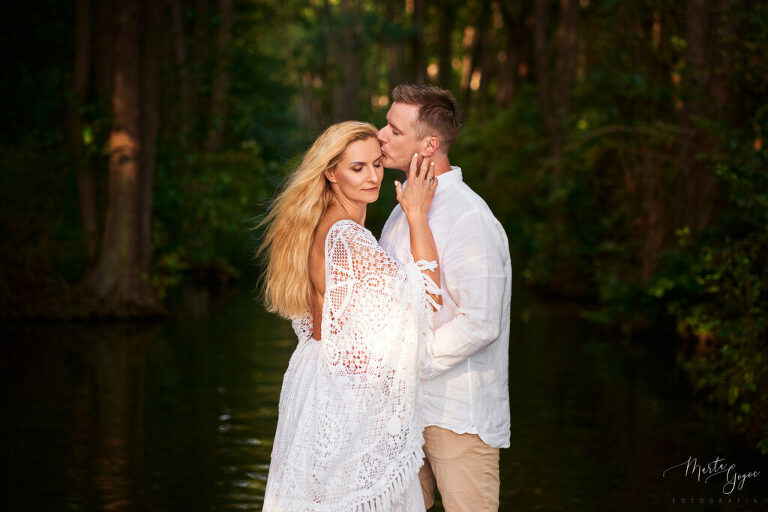 WAAACH5BAEAAAAALAAAAAABAAEAAAICRAEAOw==