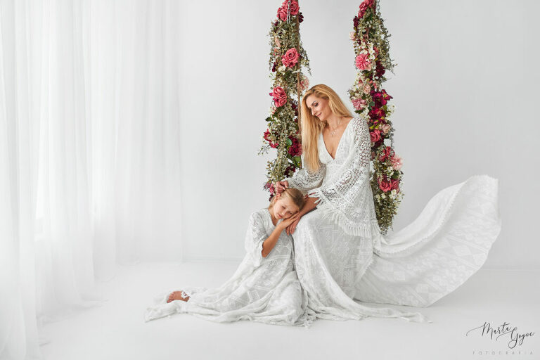 WAAACH5BAEAAAAALAAAAAABAAEAAAICRAEAOw==