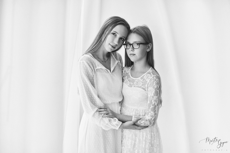 WAAACH5BAEAAAAALAAAAAABAAEAAAICRAEAOw==