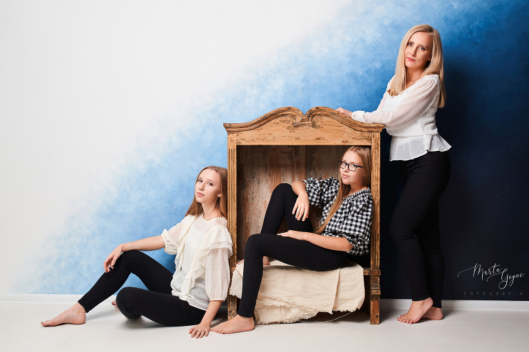 WAAACH5BAEAAAAALAAAAAABAAEAAAICRAEAOw==