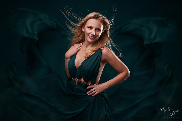 WAAACH5BAEAAAAALAAAAAABAAEAAAICRAEAOw==