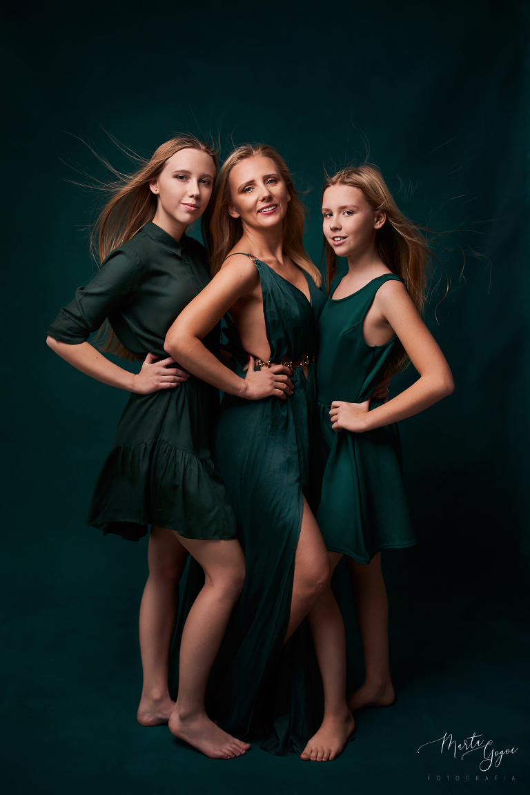 WAAACH5BAEAAAAALAAAAAABAAEAAAICRAEAOw==