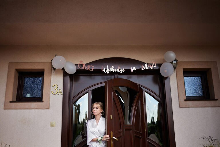 WAAACH5BAEAAAAALAAAAAABAAEAAAICRAEAOw==