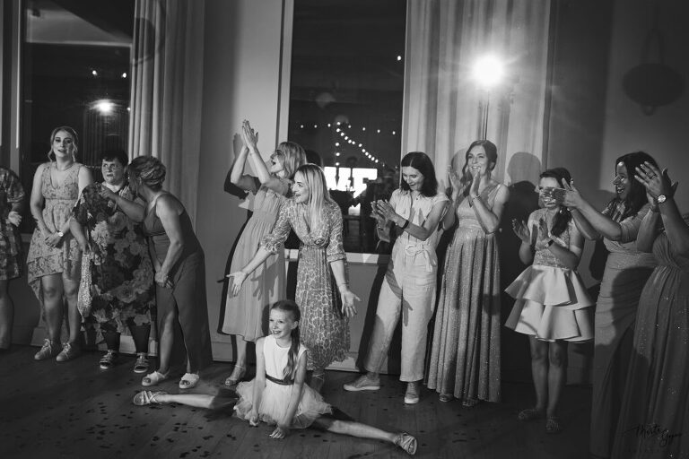 WAAACH5BAEAAAAALAAAAAABAAEAAAICRAEAOw==