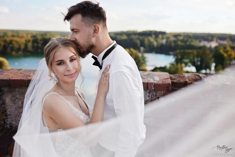 WAAACH5BAEAAAAALAAAAAABAAEAAAICRAEAOw==