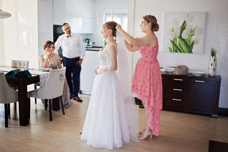 WAAACH5BAEAAAAALAAAAAABAAEAAAICRAEAOw==