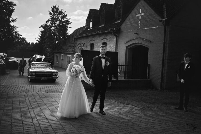 WAAACH5BAEAAAAALAAAAAABAAEAAAICRAEAOw==