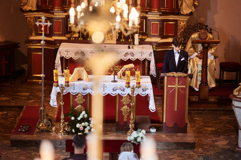 WAAACH5BAEAAAAALAAAAAABAAEAAAICRAEAOw==