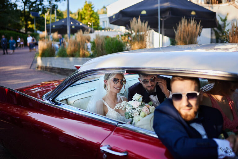 WAAACH5BAEAAAAALAAAAAABAAEAAAICRAEAOw==