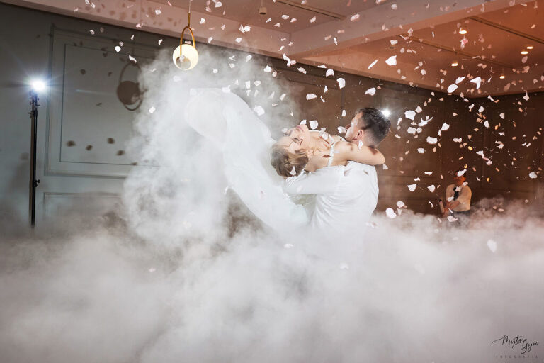 WAAACH5BAEAAAAALAAAAAABAAEAAAICRAEAOw==