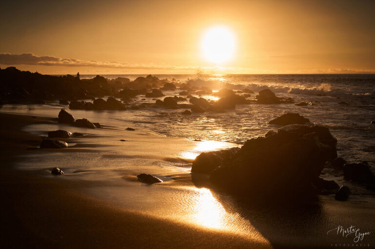 WAAACH5BAEAAAAALAAAAAABAAEAAAICRAEAOw==