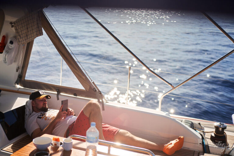 WAAACH5BAEAAAAALAAAAAABAAEAAAICRAEAOw==