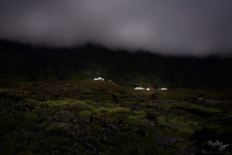 WAAACH5BAEAAAAALAAAAAABAAEAAAICRAEAOw==