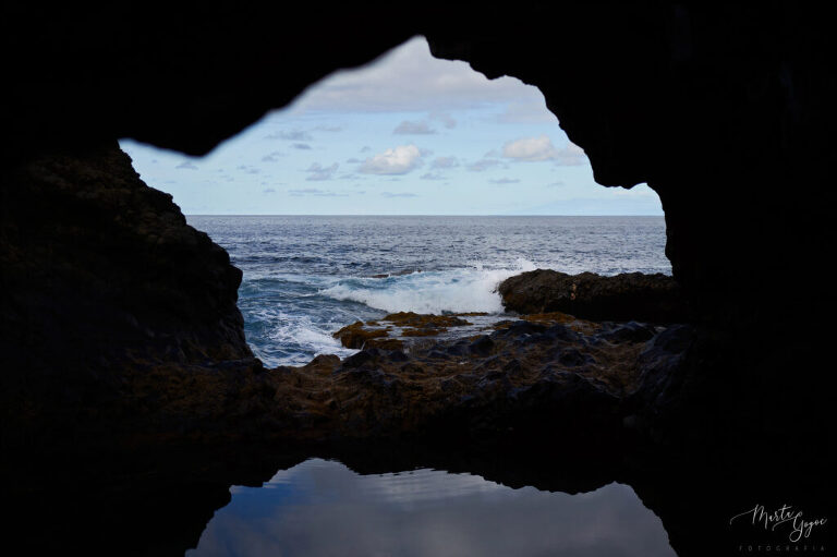 WAAACH5BAEAAAAALAAAAAABAAEAAAICRAEAOw==