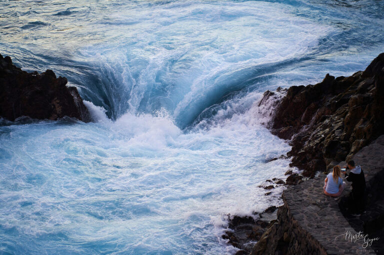 WAAACH5BAEAAAAALAAAAAABAAEAAAICRAEAOw==