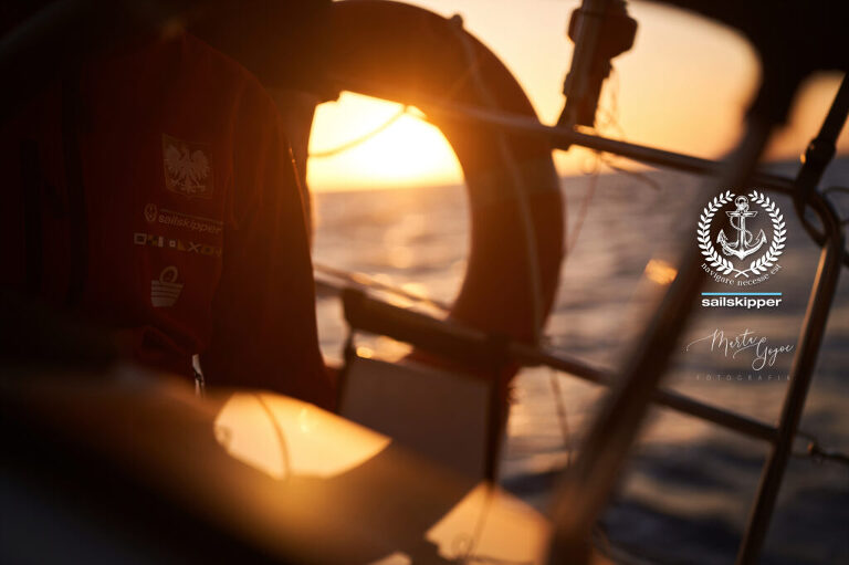 WAAACH5BAEAAAAALAAAAAABAAEAAAICRAEAOw==