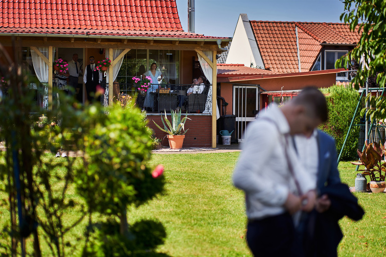 WAAACH5BAEAAAAALAAAAAABAAEAAAICRAEAOw==