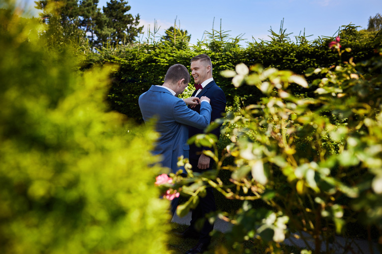 WAAACH5BAEAAAAALAAAAAABAAEAAAICRAEAOw==