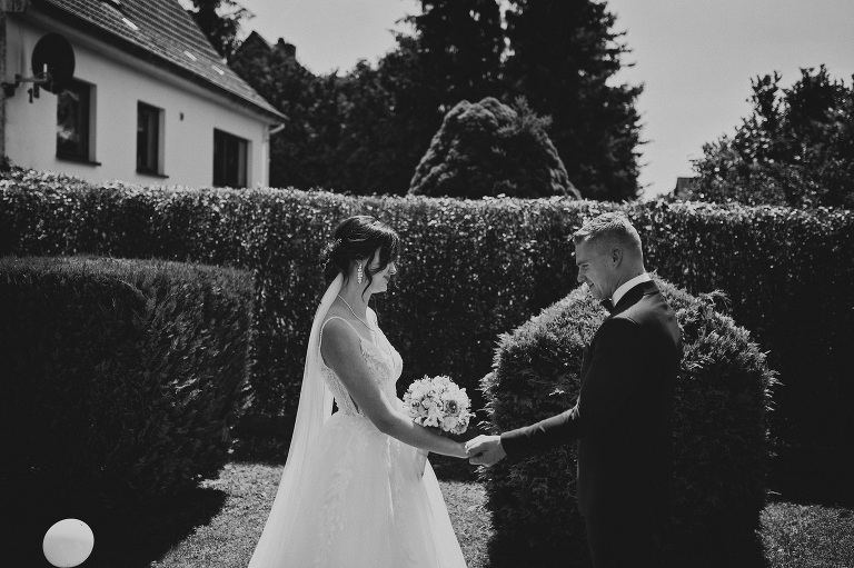 WAAACH5BAEAAAAALAAAAAABAAEAAAICRAEAOw==