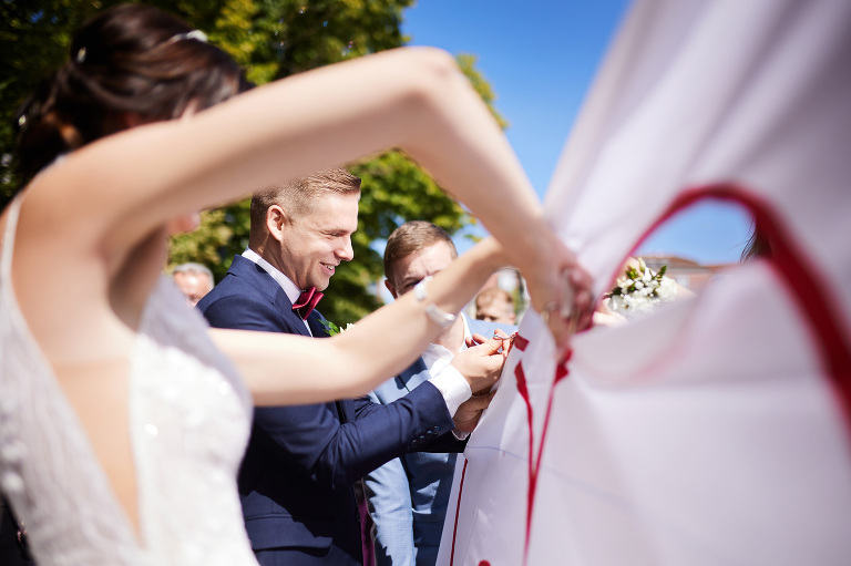 WAAACH5BAEAAAAALAAAAAABAAEAAAICRAEAOw==