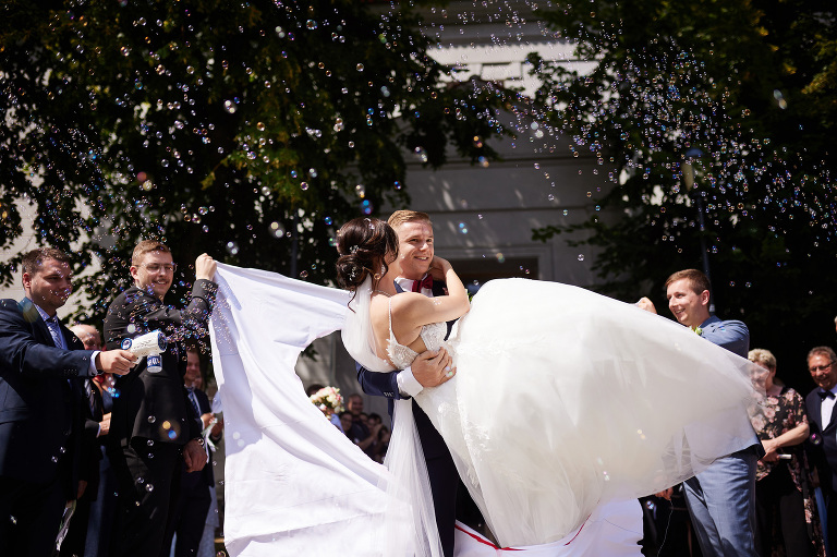 WAAACH5BAEAAAAALAAAAAABAAEAAAICRAEAOw==