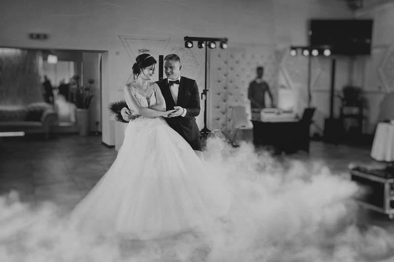 WAAACH5BAEAAAAALAAAAAABAAEAAAICRAEAOw==