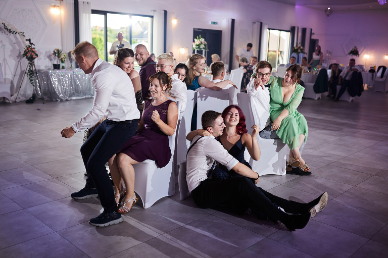 WAAACH5BAEAAAAALAAAAAABAAEAAAICRAEAOw==