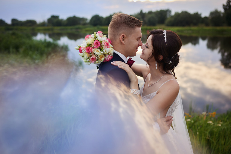 WAAACH5BAEAAAAALAAAAAABAAEAAAICRAEAOw==