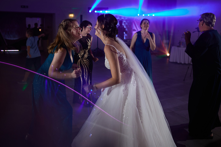 WAAACH5BAEAAAAALAAAAAABAAEAAAICRAEAOw==