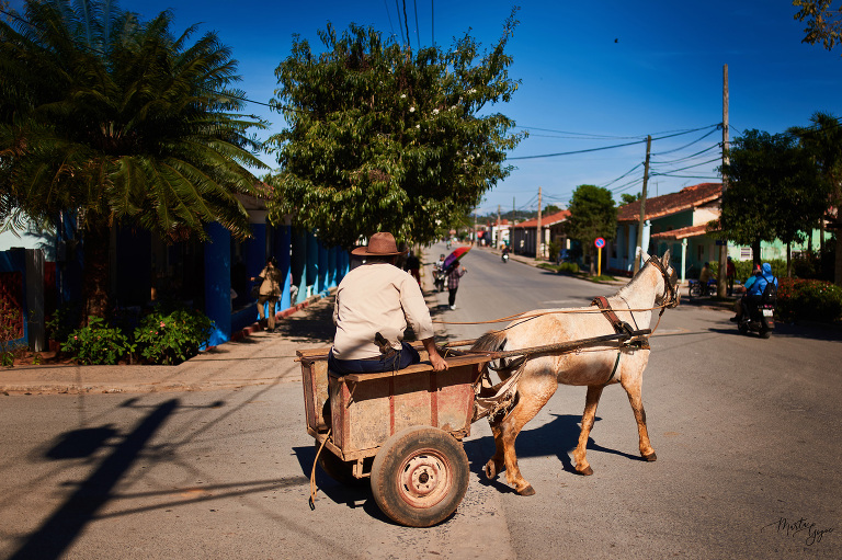 WAAACH5BAEAAAAALAAAAAABAAEAAAICRAEAOw==
