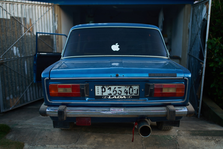 WAAACH5BAEAAAAALAAAAAABAAEAAAICRAEAOw==