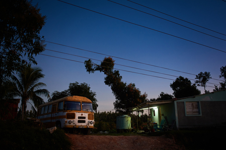 WAAACH5BAEAAAAALAAAAAABAAEAAAICRAEAOw==