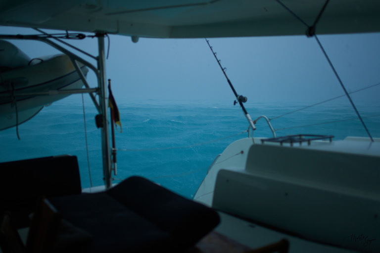 WAAACH5BAEAAAAALAAAAAABAAEAAAICRAEAOw==