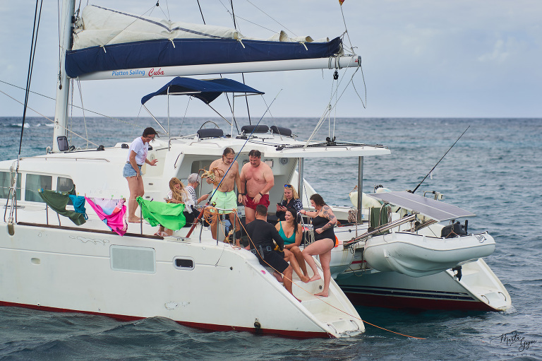 WAAACH5BAEAAAAALAAAAAABAAEAAAICRAEAOw==