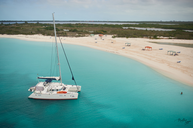 WAAACH5BAEAAAAALAAAAAABAAEAAAICRAEAOw==