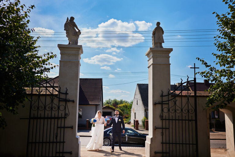 WAAACH5BAEAAAAALAAAAAABAAEAAAICRAEAOw==