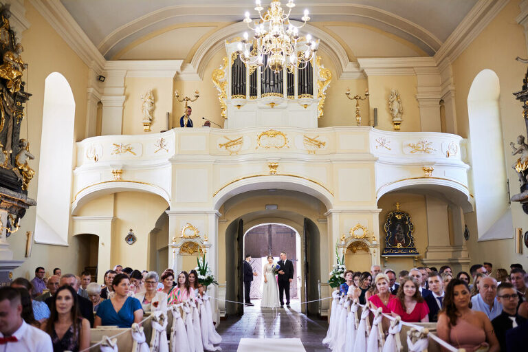 WAAACH5BAEAAAAALAAAAAABAAEAAAICRAEAOw==