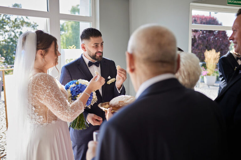 WAAACH5BAEAAAAALAAAAAABAAEAAAICRAEAOw==