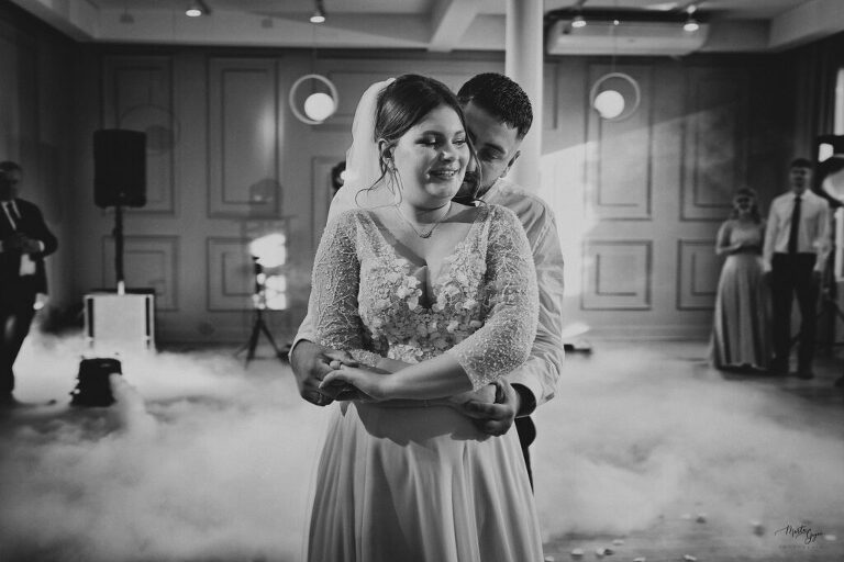 WAAACH5BAEAAAAALAAAAAABAAEAAAICRAEAOw==