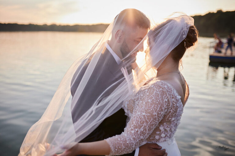 WAAACH5BAEAAAAALAAAAAABAAEAAAICRAEAOw==