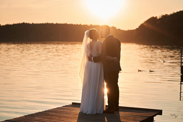 WAAACH5BAEAAAAALAAAAAABAAEAAAICRAEAOw==