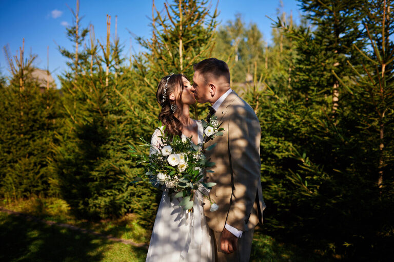 WAAACH5BAEAAAAALAAAAAABAAEAAAICRAEAOw==