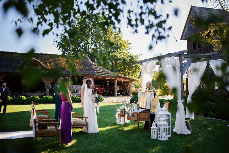 WAAACH5BAEAAAAALAAAAAABAAEAAAICRAEAOw==